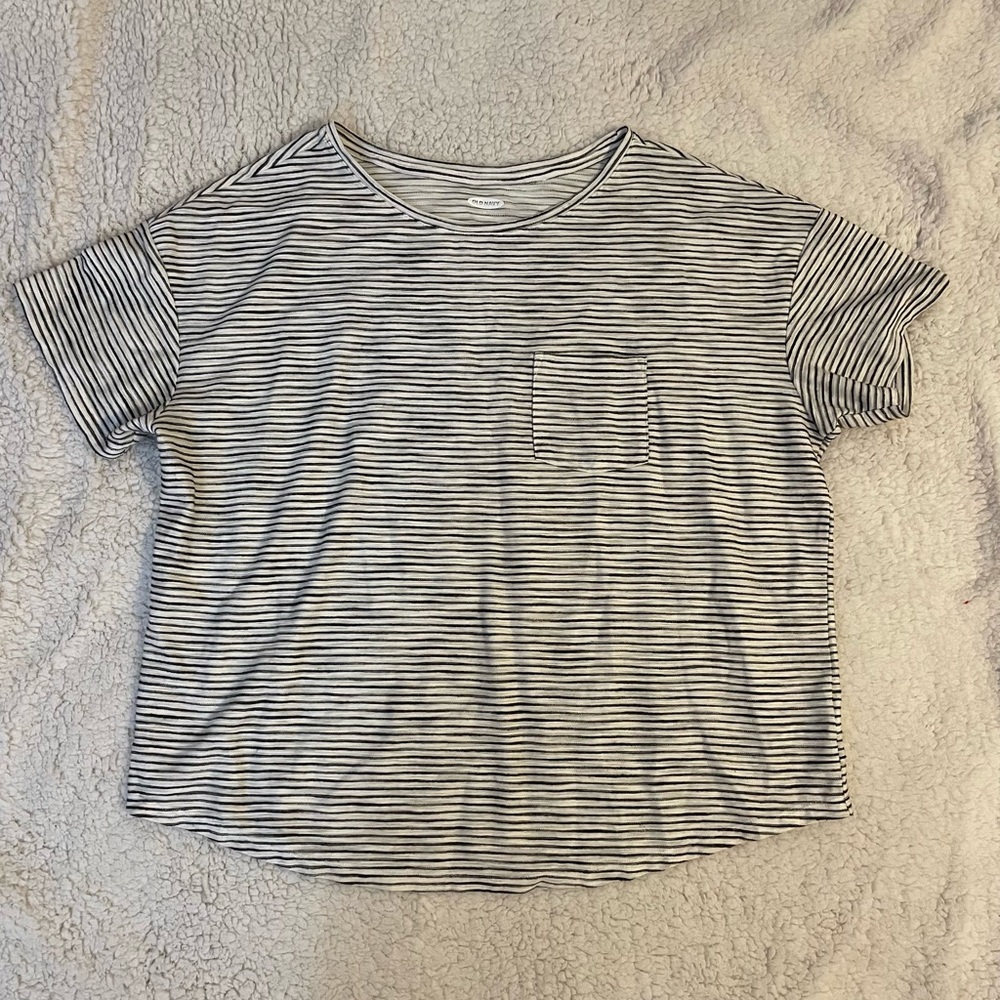 Black and white stripes T-shirt